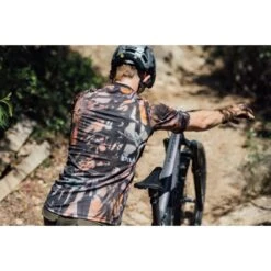 Northwave BOMB FLOWER MAGLIA MANICHE CORTE - Arancione 11 Northwave BOMB FLOWER MAGLIA MANICHE CORTE - Arancione -Northwave Negozi bomb flower maglia maniche corte 3