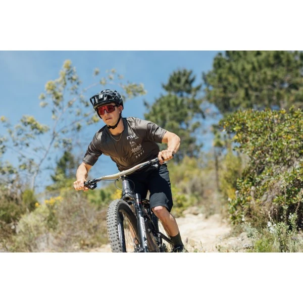 Northwave BOMB JERSEY MANICHE CORTE - Verde 5 Northwave BOMB JERSEY MANICHE CORTE - Verde - immagine 3